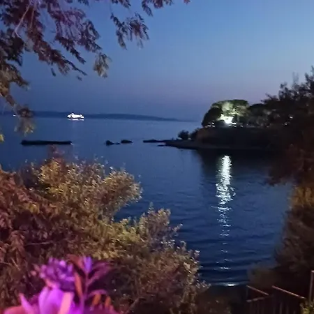Magical View * Split